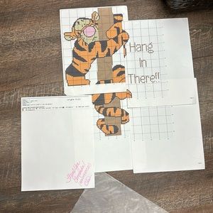Cross stitch pattern Tigger hang in there